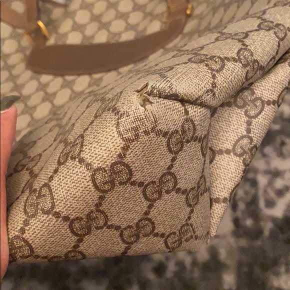 Gucci huge shoulder bag - Picture 6 of 13
